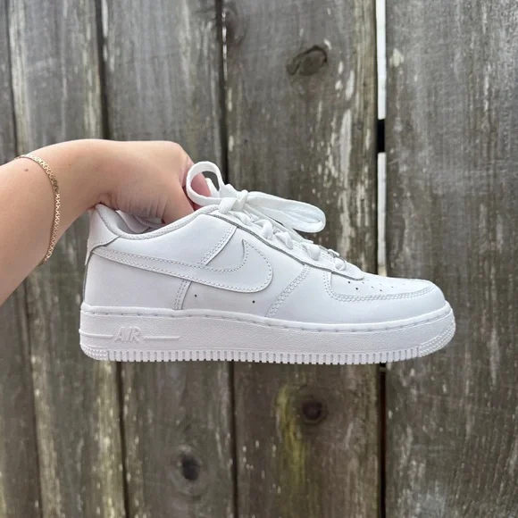 NIKE AF1s in White - Picture 2 of 7